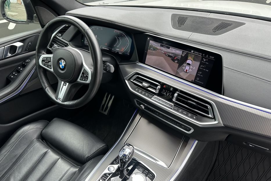 Продам BMW X5 Xdrive30d M-Paket 2020 года в Киеве