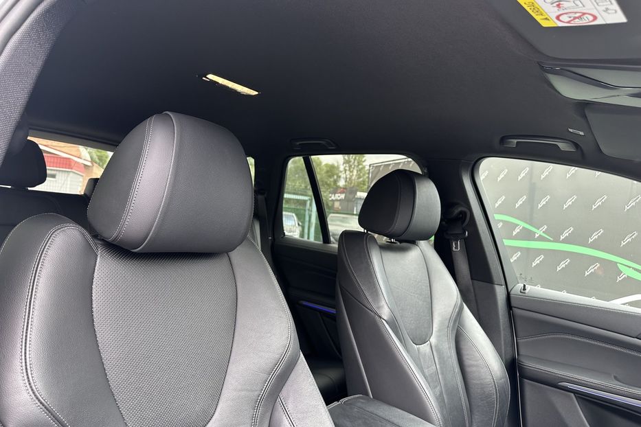 Продам BMW X5 Xdrive30d M-Paket 2020 года в Киеве