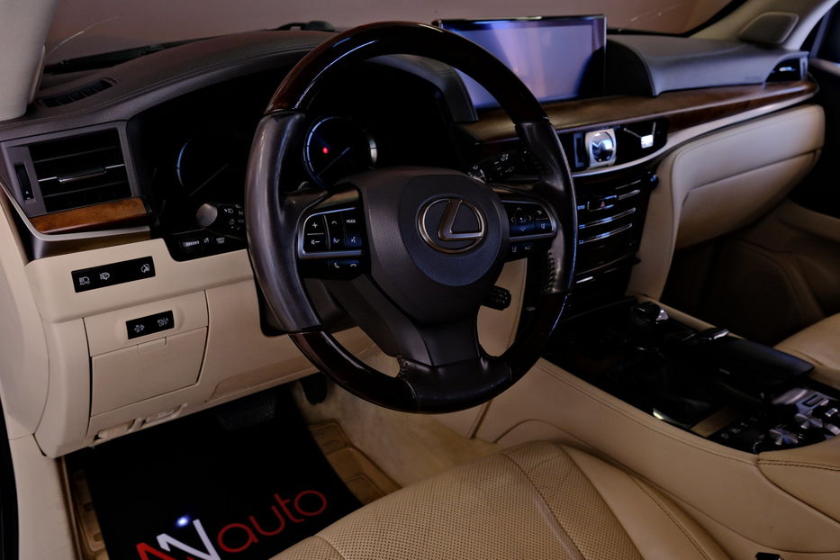 Продам Lexus LX 450 2016 года в Одессе