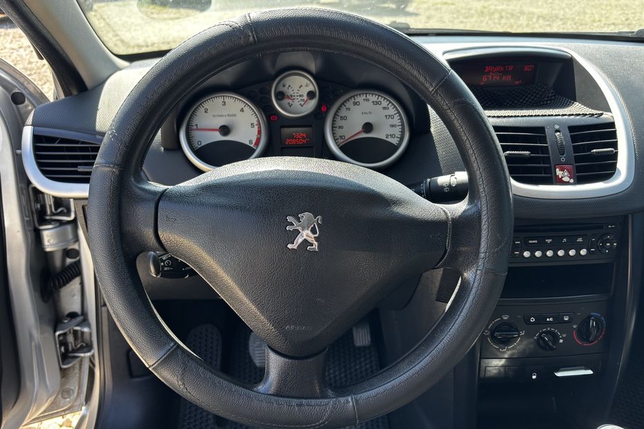 Продам Peugeot 207 207 2008 года в Львове