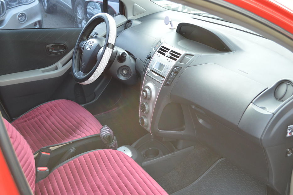 Продам Toyota Yaris 2006 года в Одессе