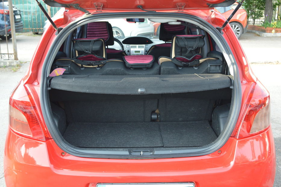 Продам Toyota Yaris 2006 года в Одессе