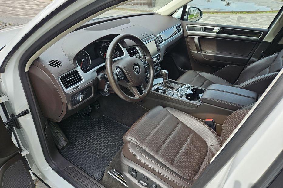 Продам Volkswagen Touareg Офіційний! 2018 года в Киеве