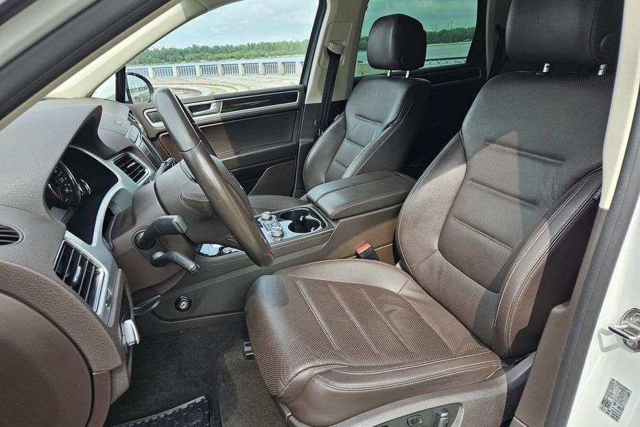 Продам Volkswagen Touareg Офіційний! 2018 года в Киеве