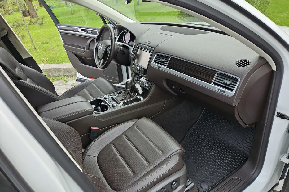 Продам Volkswagen Touareg Офіційний! 2018 года в Киеве