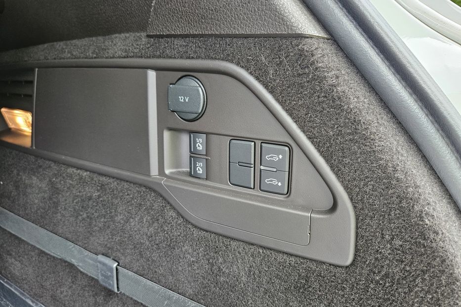 Продам Volkswagen Touareg Офіційний! 2018 года в Киеве