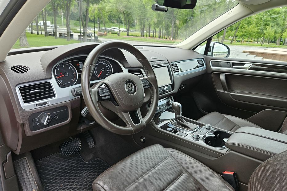 Продам Volkswagen Touareg Офіційний! 2018 года в Киеве