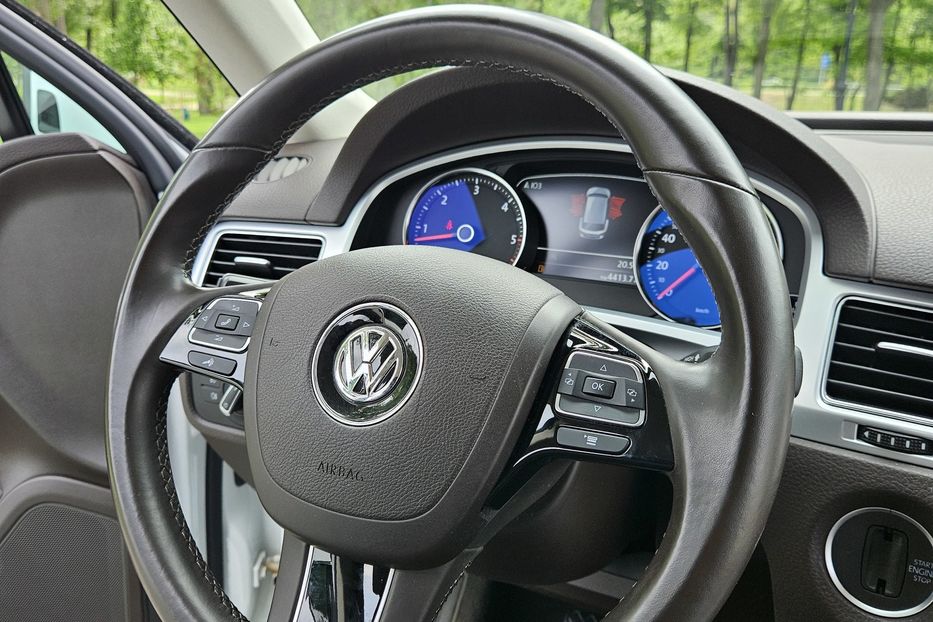 Продам Volkswagen Touareg Офіційний! 2018 года в Киеве