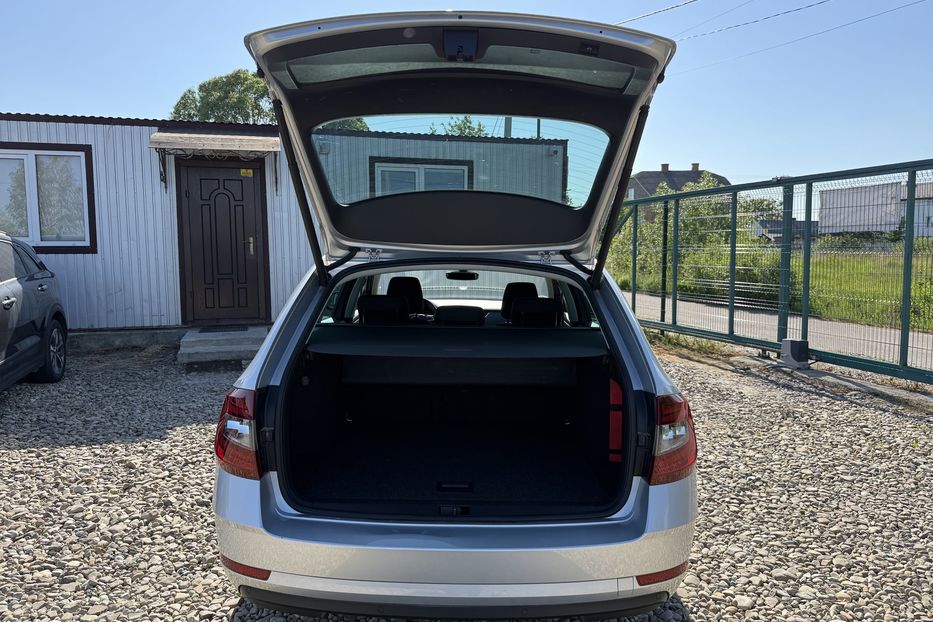 Продам Skoda Octavia A7 2.0ТDI 150к/с КОЛЕСА FULL LED 2020 года в Львове