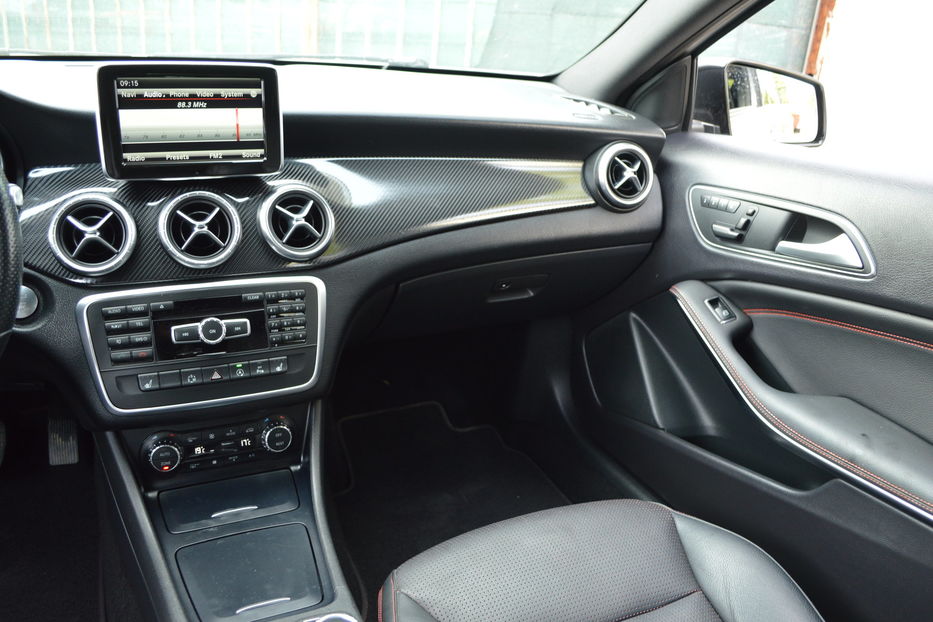 Продам Mercedes-Benz A-Class 180  AMG 2015 года в Одессе