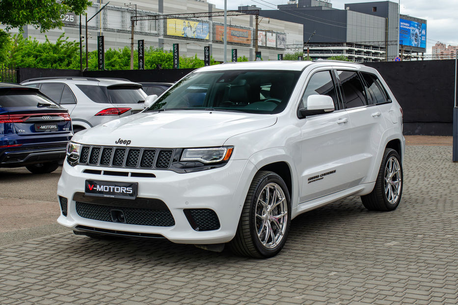 Продам Jeep Grand Cherokee Trackhawk 6.2 Supercharged 2019 года в Киеве