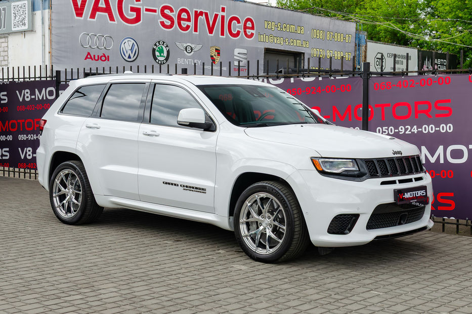 Продам Jeep Grand Cherokee Trackhawk 6.2 Supercharged 2019 года в Киеве