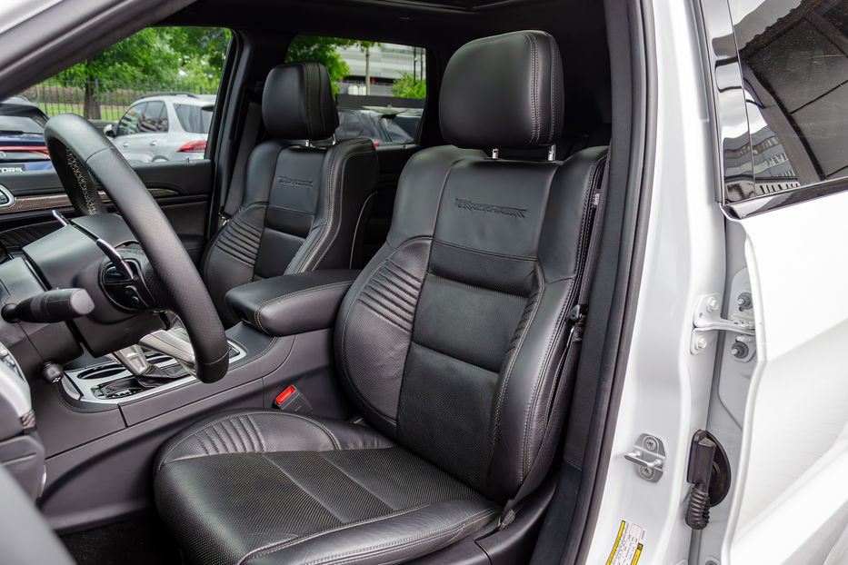 Продам Jeep Grand Cherokee Trackhawk 6.2 Supercharged 2019 года в Киеве