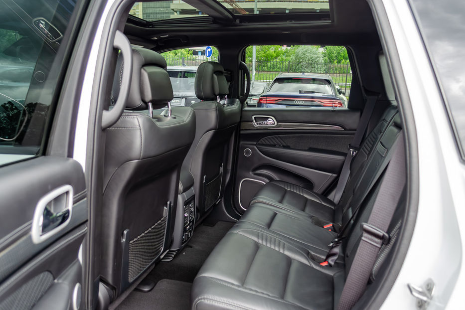 Продам Jeep Grand Cherokee Trackhawk 6.2 Supercharged 2019 года в Киеве