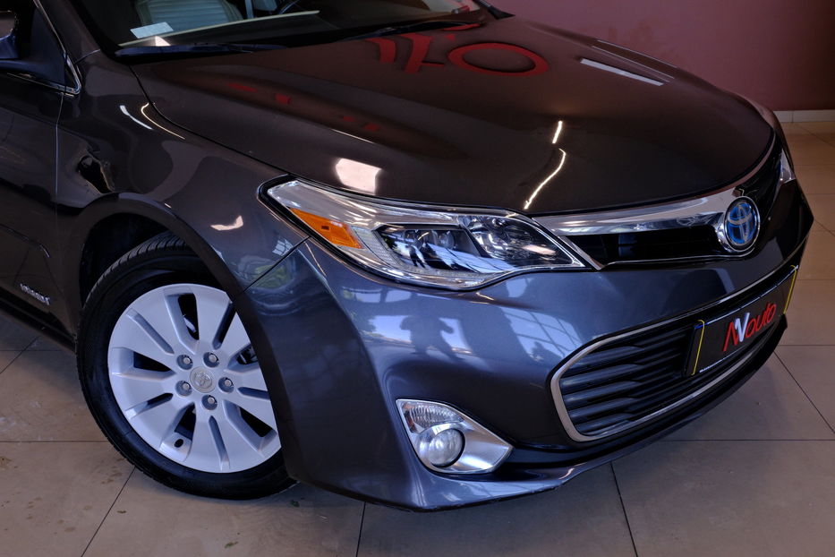 Продам Toyota Avalon 2013 года в Одессе