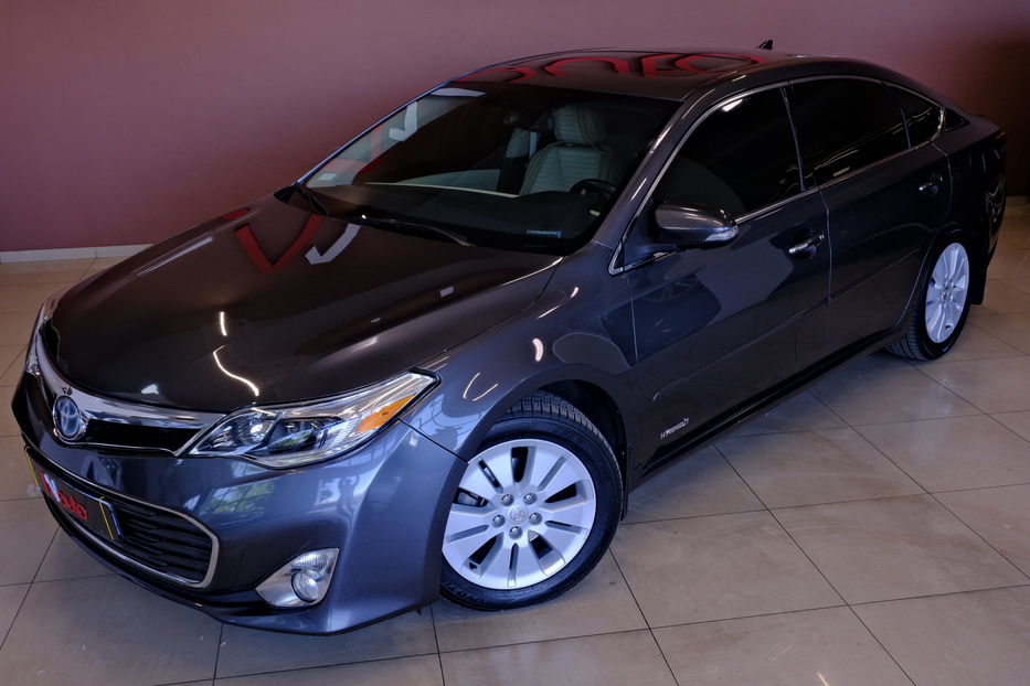 Продам Toyota Avalon 2013 года в Одессе