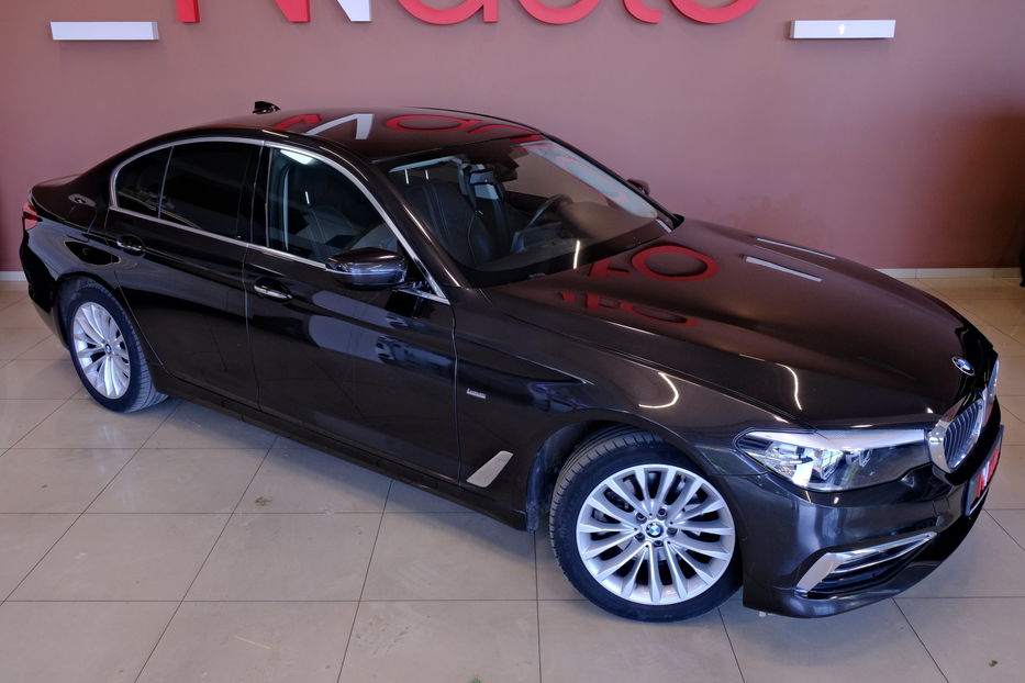 Продам BMW 530 2017 года в Одессе