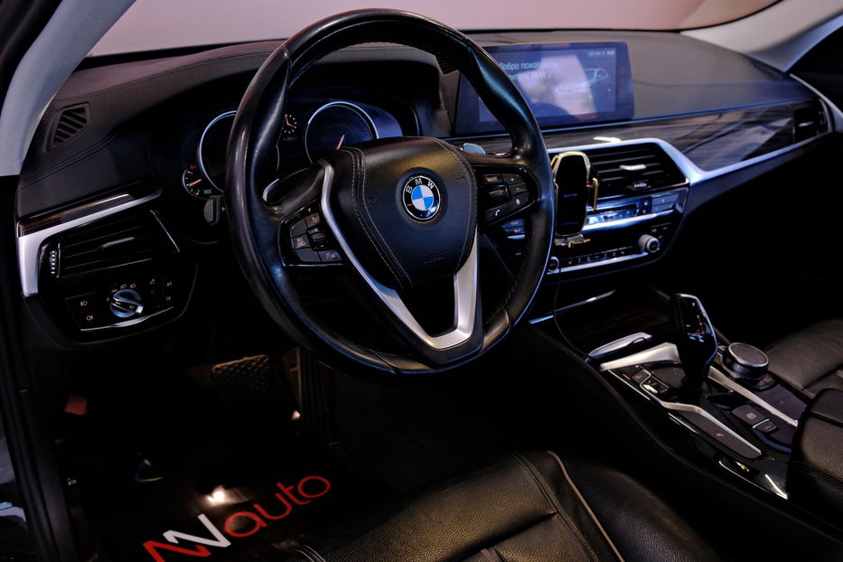 Продам BMW 530 2017 года в Одессе