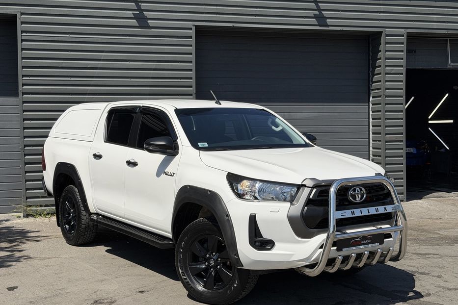 Продам Toyota Hilux 2021 года в Киеве