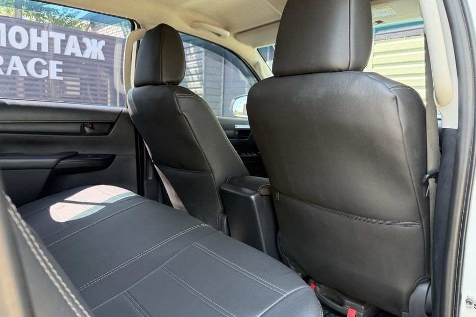 Продам Toyota Hilux 2021 года в Киеве