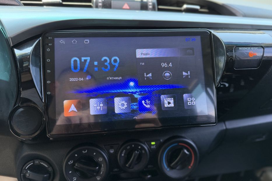 Продам Toyota Hilux 2021 года в Киеве