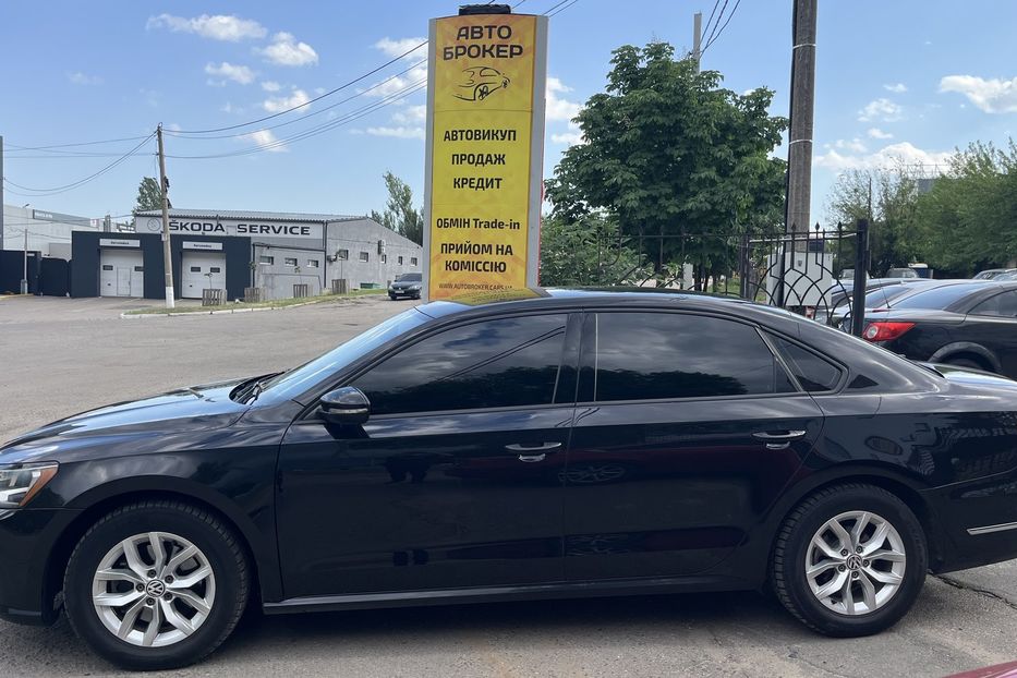 Продам Volkswagen Passat B8 2.0T S/R-Line 2018 года в Николаеве