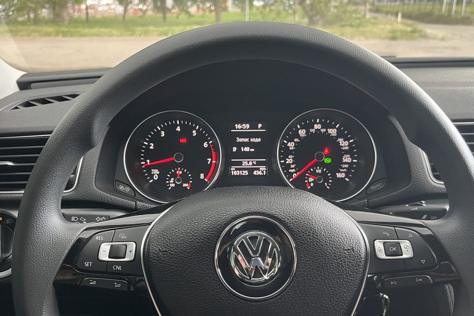 Продам Volkswagen Passat B8 2.0T S/R-Line 2018 года в Николаеве