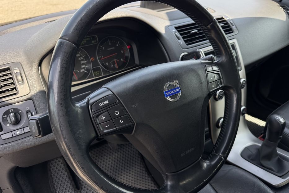 Продам Volvo S40 COMIS  2011 года в г. Умань, Черкасская область