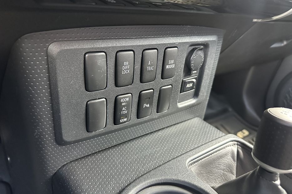 Продам Toyota FJ Cruiser TRD 2008 года в Киеве
