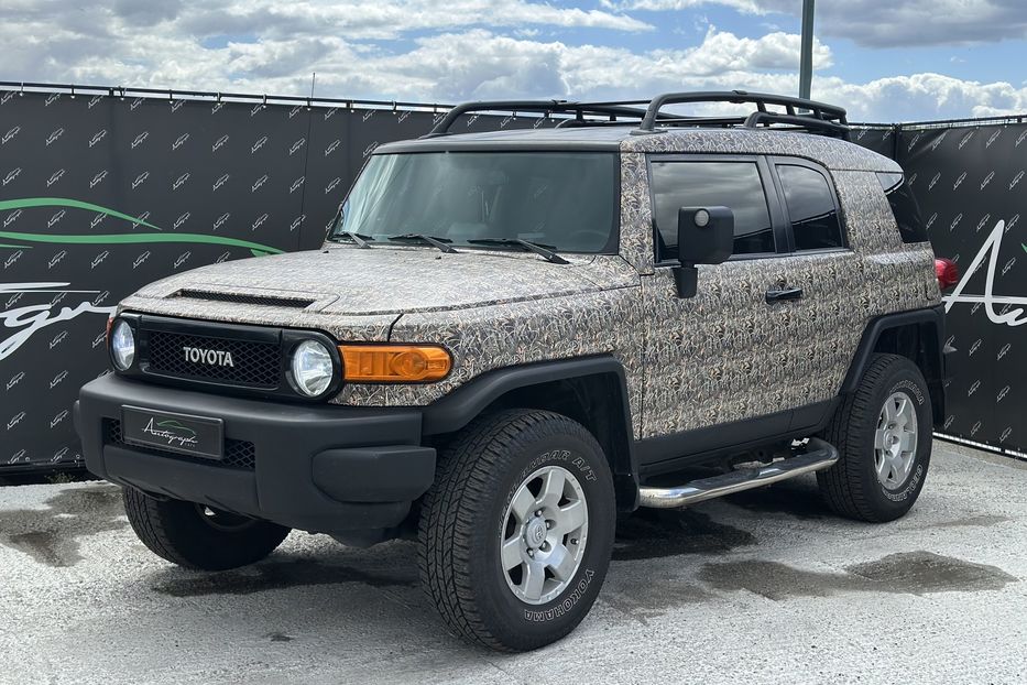 Продам Toyota FJ Cruiser TRD 2008 года в Киеве