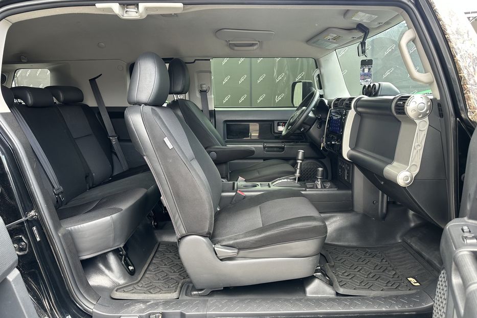 Продам Toyota FJ Cruiser TRD 2008 года в Киеве