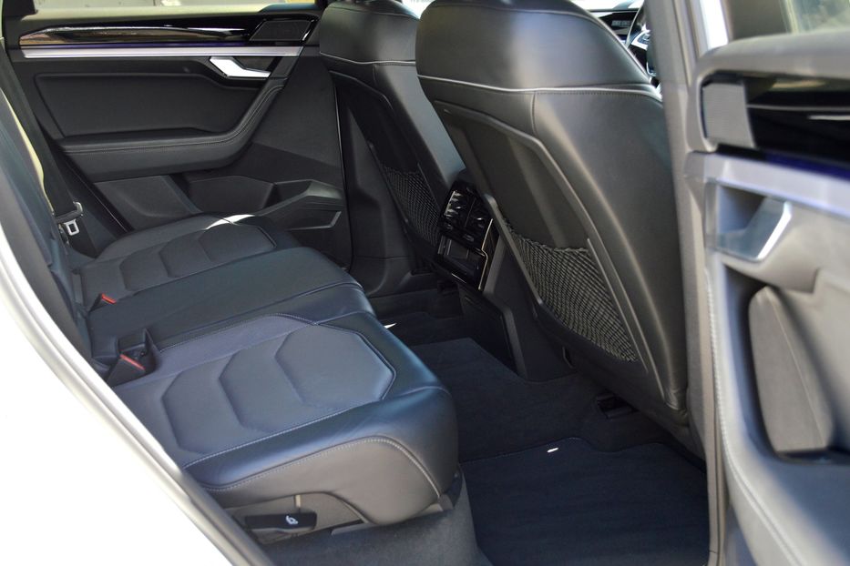 Продам Volkswagen Touareg R-Line 2019 года в Одессе
