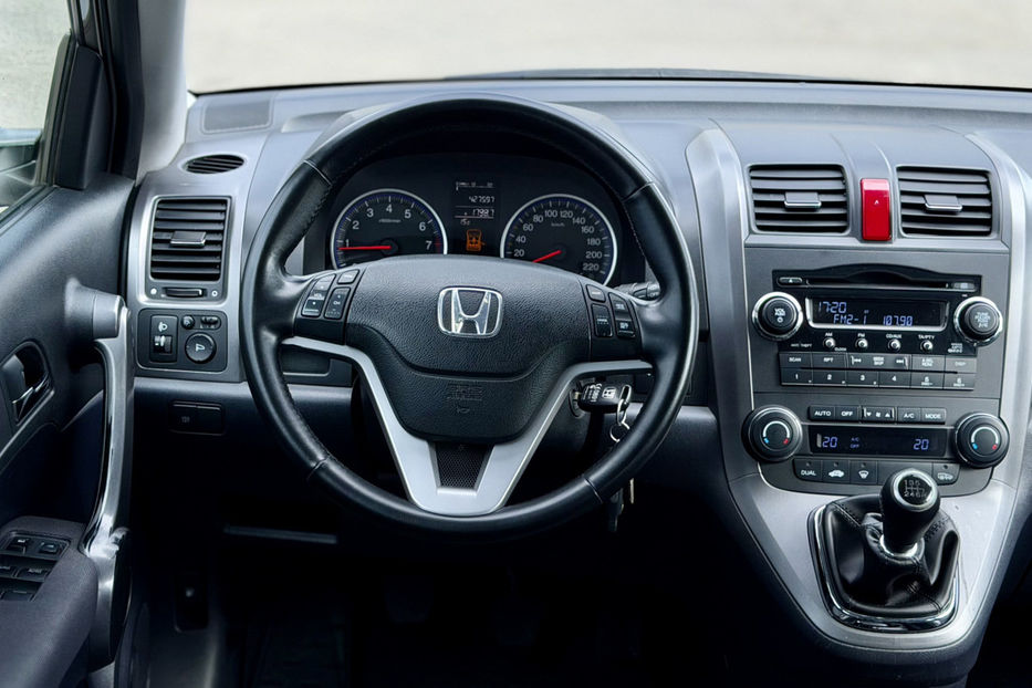 Продам Honda CR-V 2.0i-VTEC MT (150 к.с.) 2008 года в Киеве