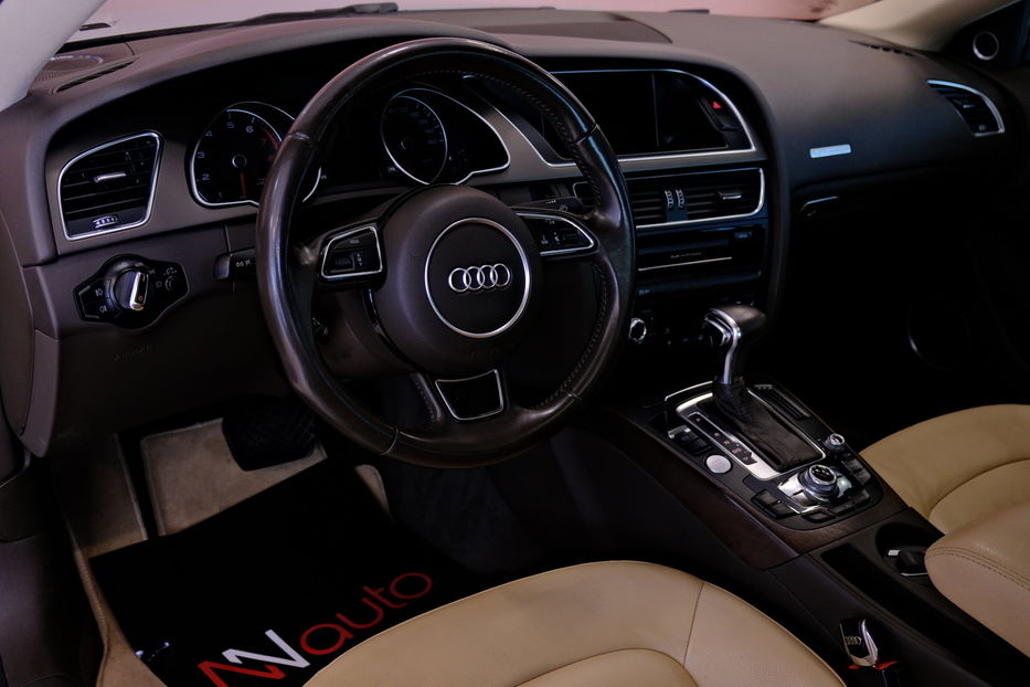 Продам Audi A5 2013 года в Одессе