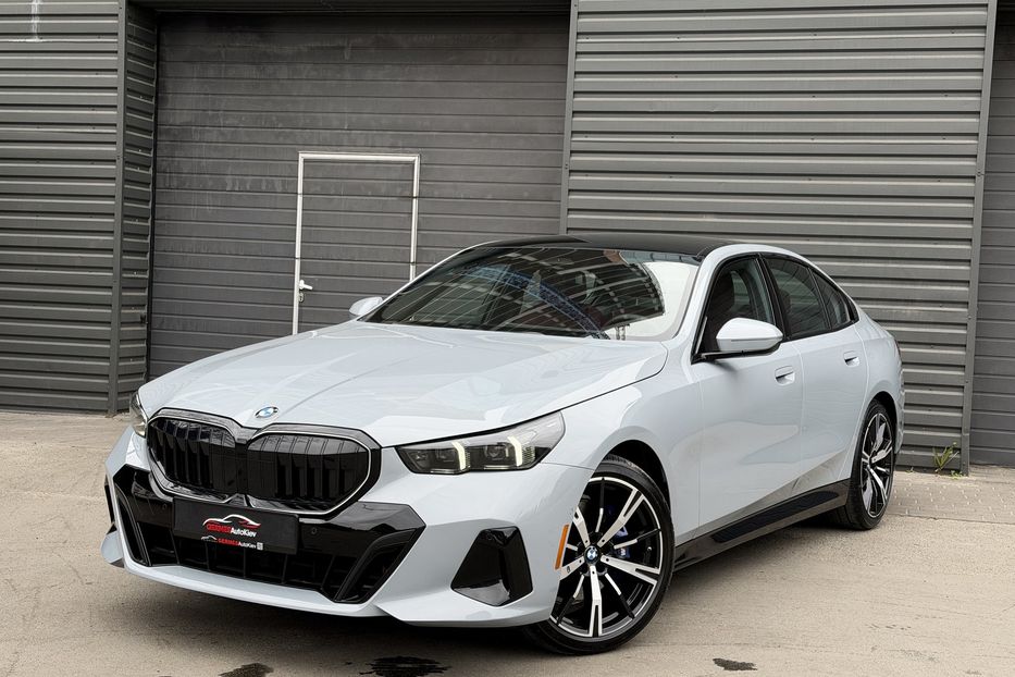 Продам BMW 530 2025 года в Киеве