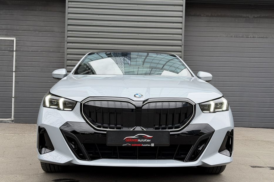 Продам BMW 530 2025 года в Киеве