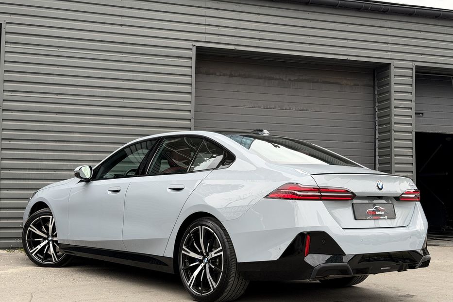 Продам BMW 530 2025 года в Киеве