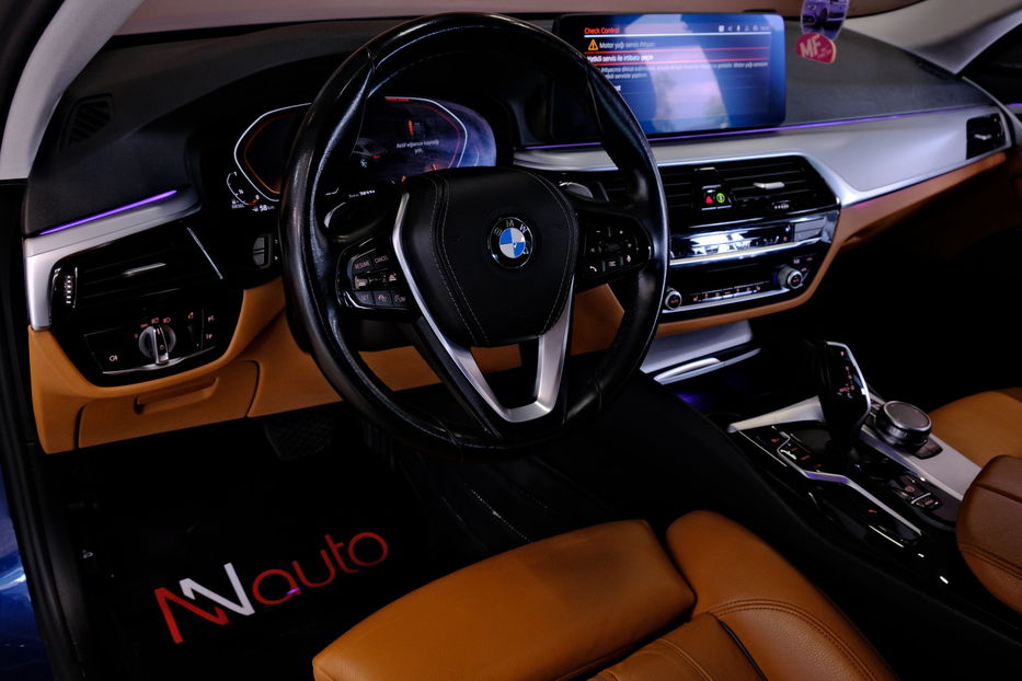 Продам BMW 520 2020 года в Одессе