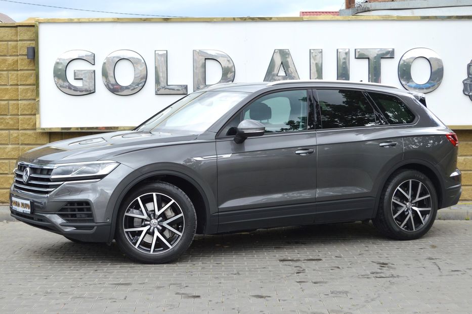 Продам Volkswagen Touareg 2019 года в Одессе
