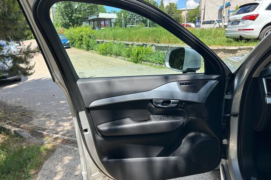 Продам Volvo XC90 2018 года в Черновцах