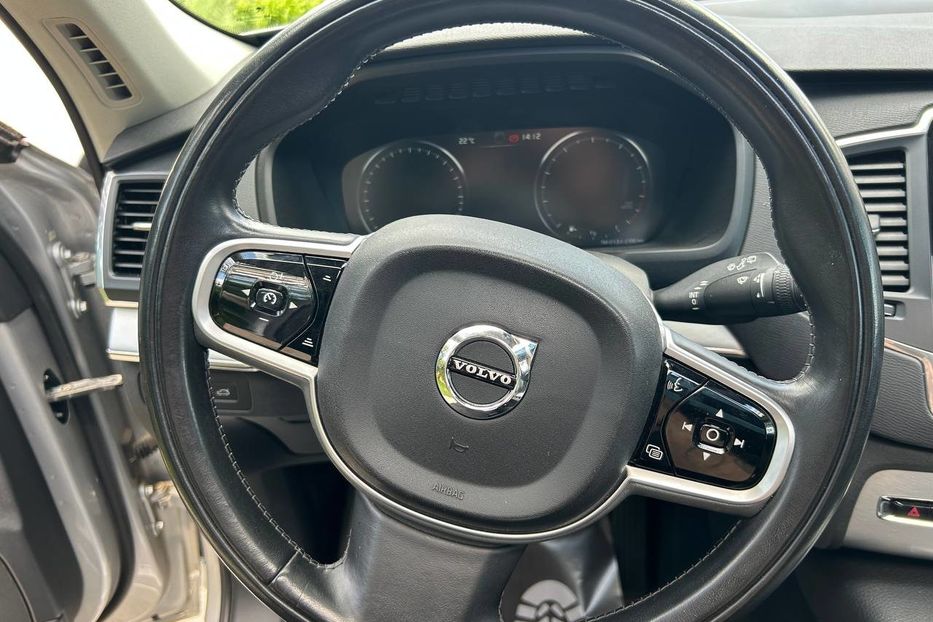 Продам Volvo XC90 2018 года в Черновцах