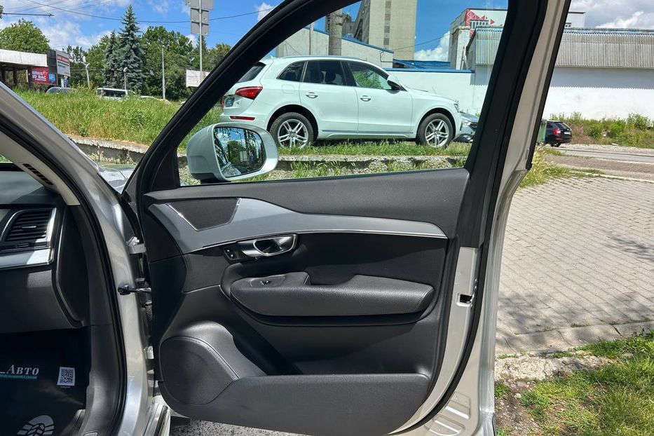 Продам Volvo XC90 2018 года в Черновцах