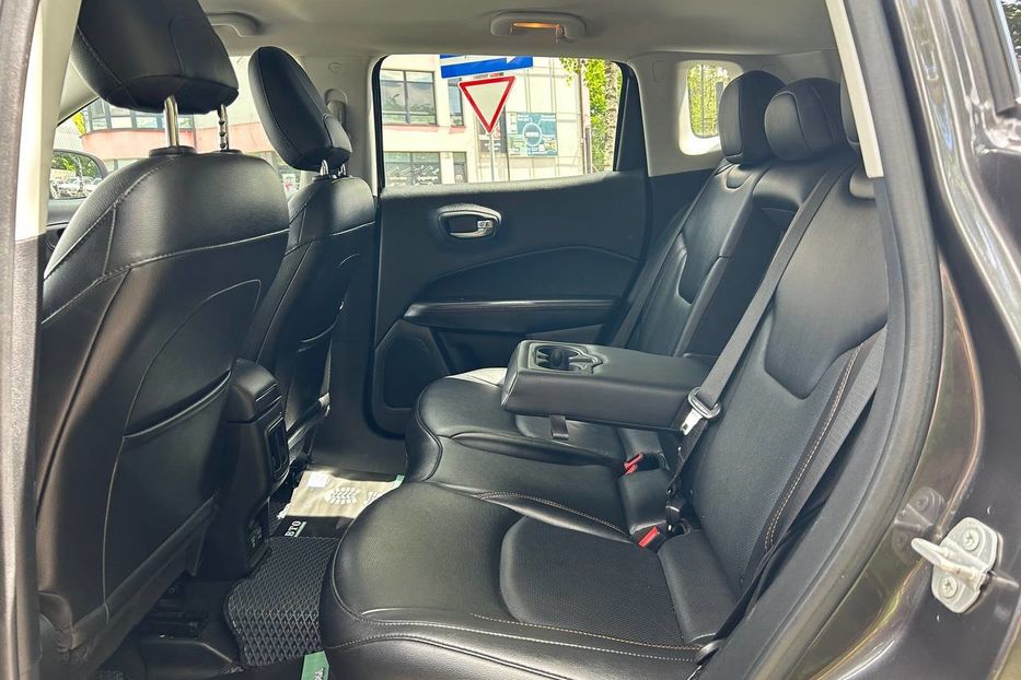 Продам Jeep Compass Limited 2020 года в Черновцах