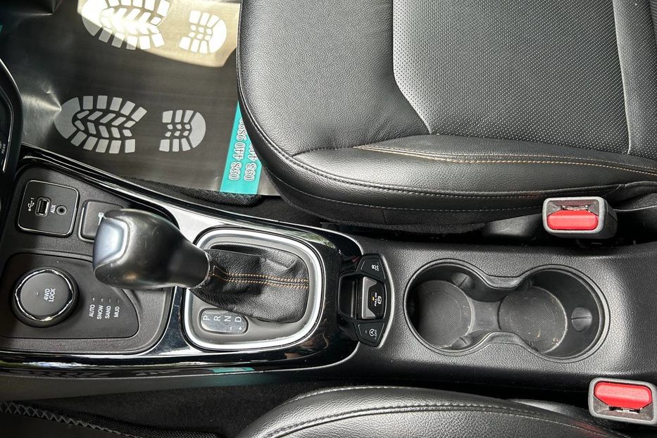 Продам Jeep Compass Limited 2020 года в Черновцах