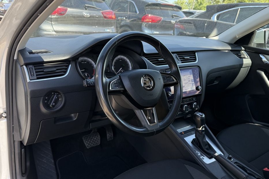 Продам Skoda Octavia A7 2.0ТDI 150к/с КОЛЕСА FULL LED 2020 года в Львове