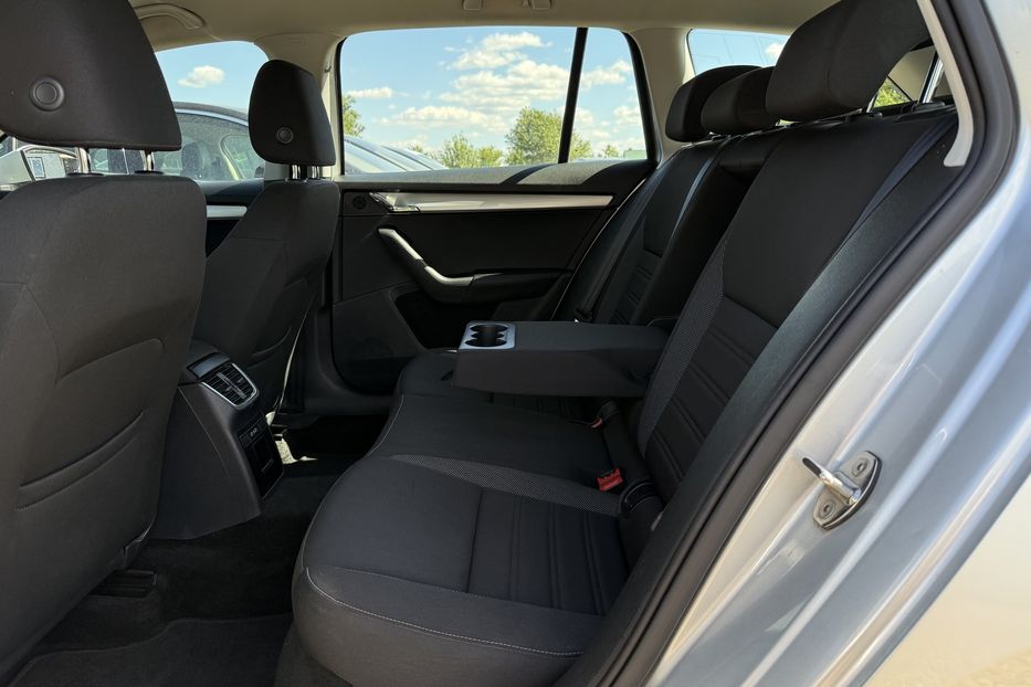 Продам Skoda Octavia A7 2.0ТDI 150к/с КОЛЕСА FULL LED 2020 года в Львове