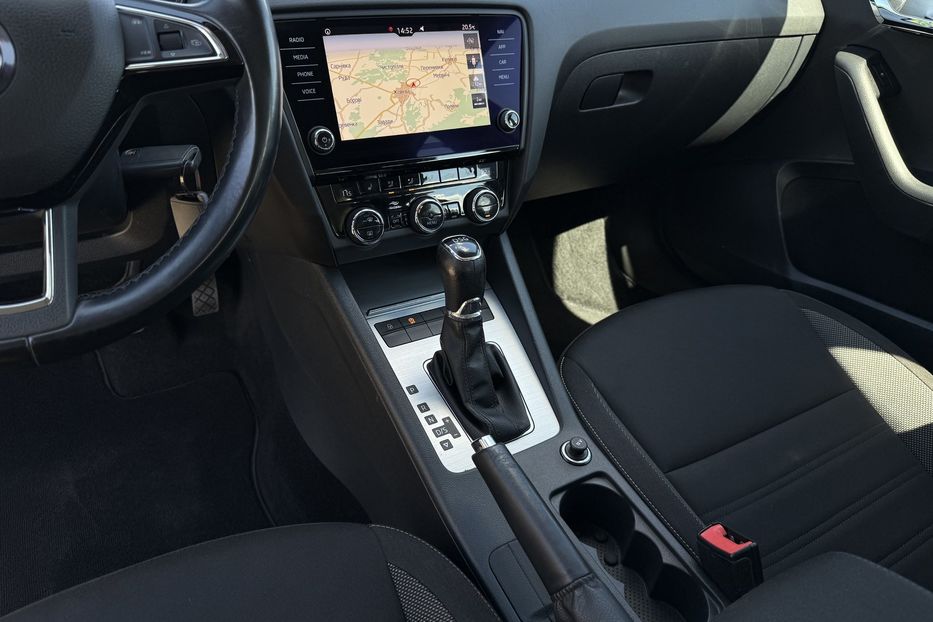 Продам Skoda Octavia A7 2.0ТDI 150к/с КОЛЕСА FULL LED 2020 года в Львове