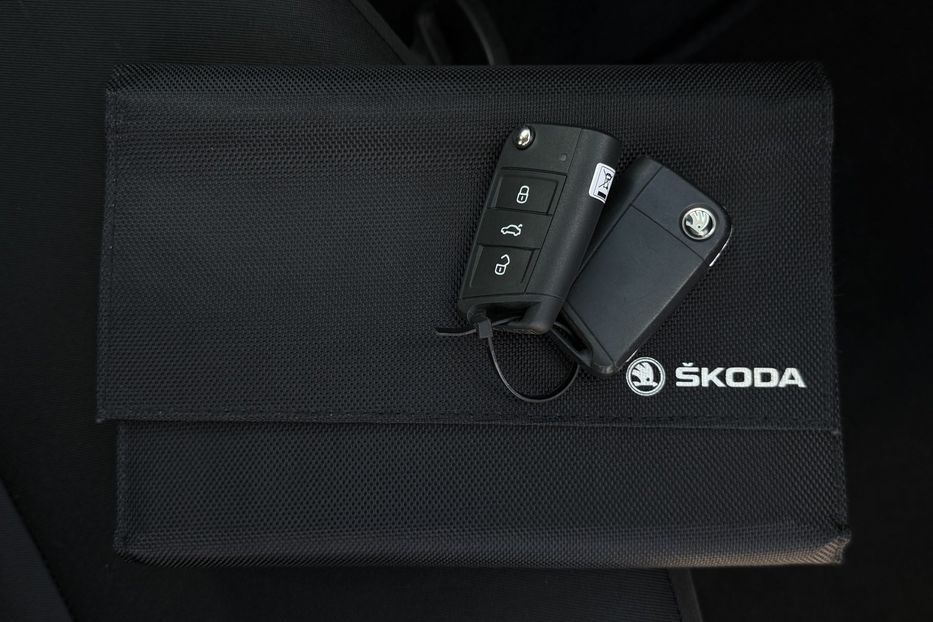 Продам Skoda Octavia A7 2.0ТDI 150к/с КОЛЕСА FULL LED 2020 года в Львове