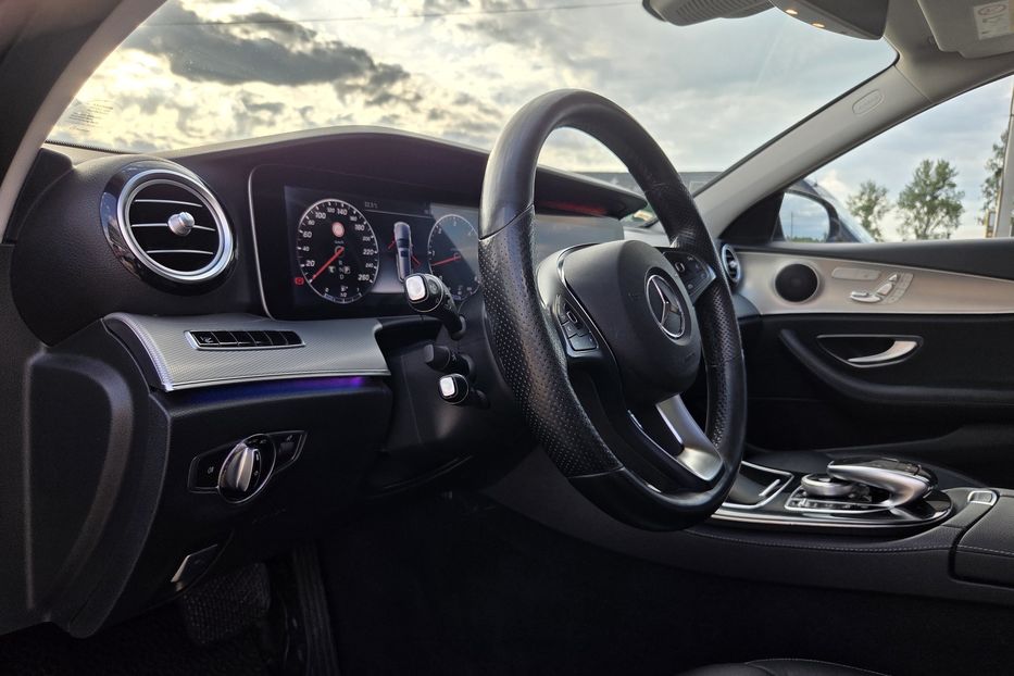 Продам Mercedes-Benz E-Class E350D 2017 года в Львове