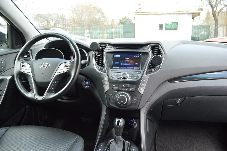 Продам Hyundai Santa FE Grand 6 місць 2015 года в Одессе